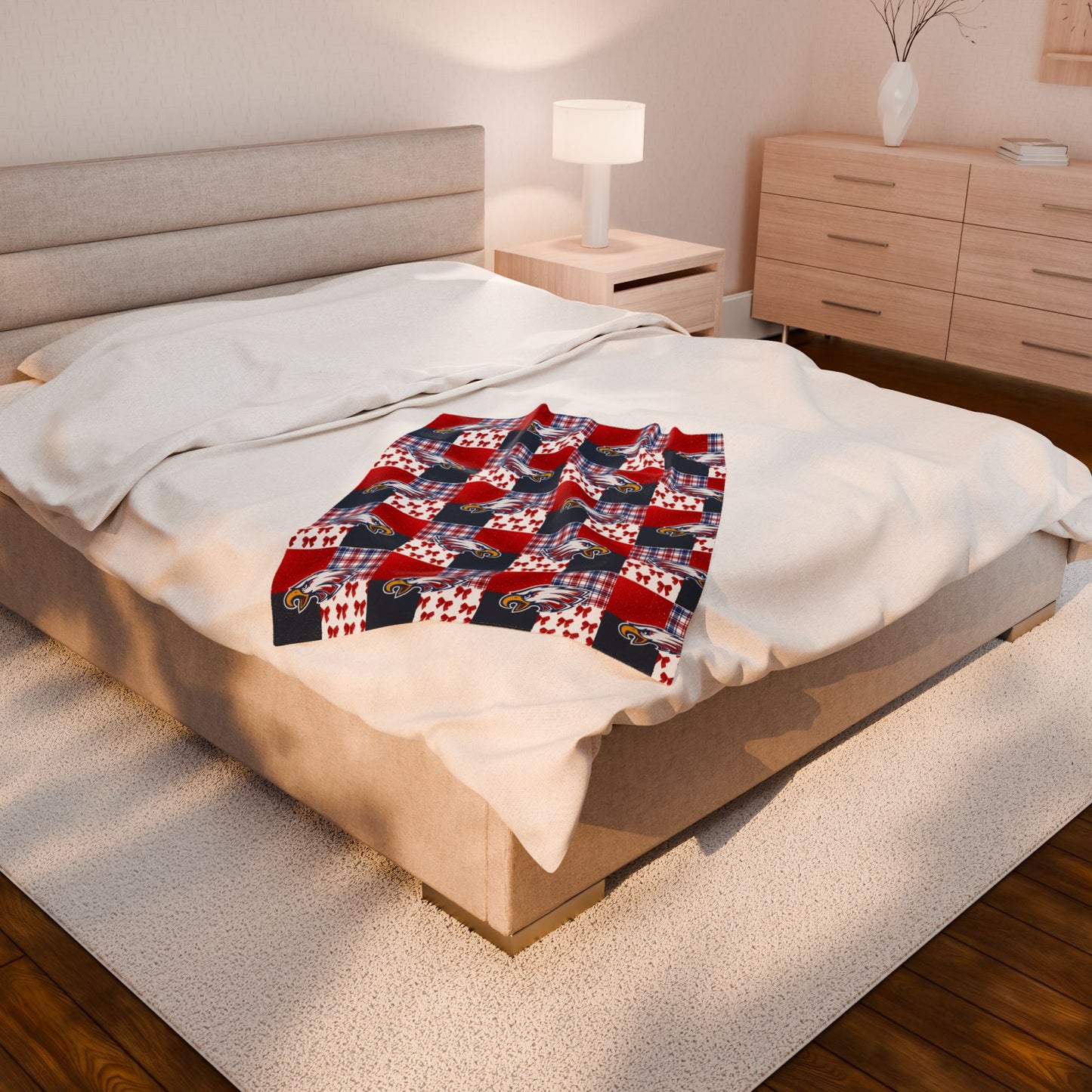 Cozy Team Spirit Plush Blanket, Soft Fleece Blanket for Game Days, Sports Fan Gift, Customized Throw for Cozy Nights, Perfect for Tailgating