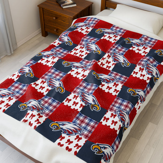 Cozy Team Spirit Plush Blanket, Soft Fleece Blanket for Game Days, Sports Fan Gift, Customized Throw for Cozy Nights, Perfect for Tailgating