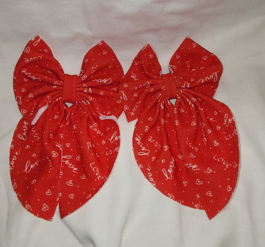 "Love" Flowy Sailor Bow